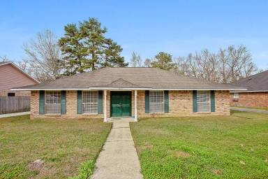 Main picture of 845 Forge Ave