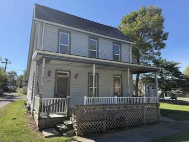 Main picture of 23 E Brown St