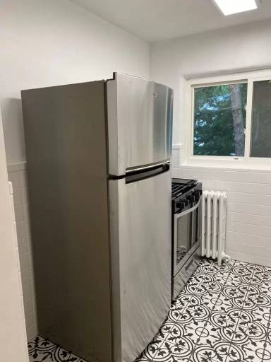 Main picture of 3024 Minot Ave