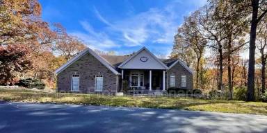 Main picture of 18748 Wild Horse Farm Ct