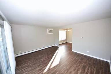 Main picture of 9416 S 78th Ct