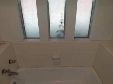 Main picture of 4305 Country Club Dr