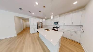 Main picture of 471 Elm Creek Dr