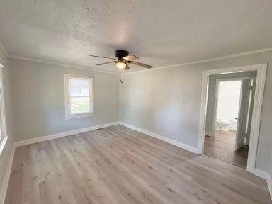 Main picture of 724 Claire Ave