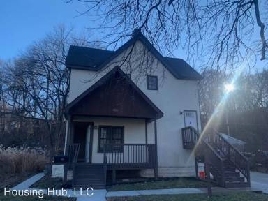Main picture of 426 Belvidere St E