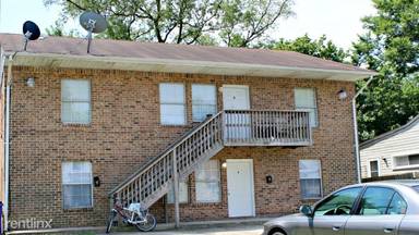 Main picture of 1321 W 41st St