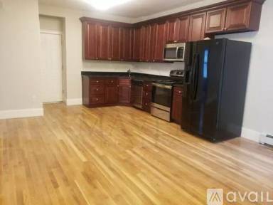 Main picture of 19 Mount Vernon St