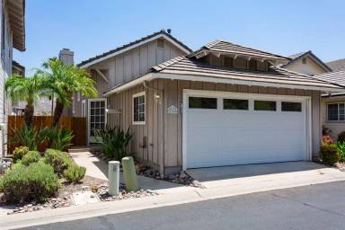 Main picture of 2725 Blackbush Ln