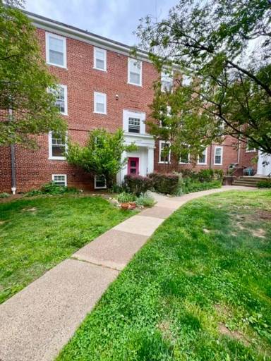 Main picture of 3930 Langley Ct NW