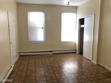 Main picture of 247 Inslee Pl