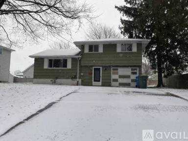 Main picture of 75 Elk St
