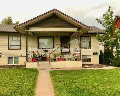 Main picture of 1017 18th Ave