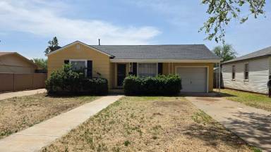 Main picture of 2403 38th St