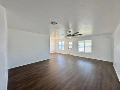 Main picture of 3102 Viewcrest Dr