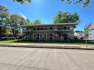 Main picture of 2510 NW Van Buren Ave