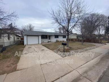 Main picture of 1007 Sanders Dr