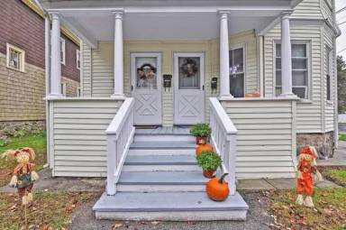 Main picture of 23 Saunders St
