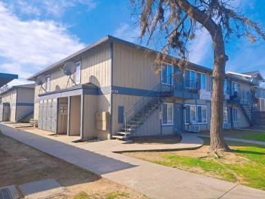 Main picture of 4538 E Hamilton Ave