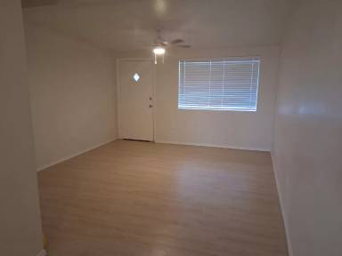 Main picture of 4929 S Cherry Ave