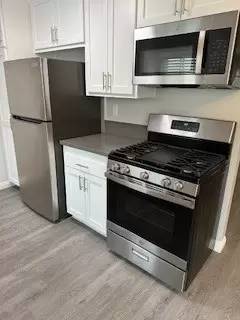 Main picture of 5720 Yolanda Ave