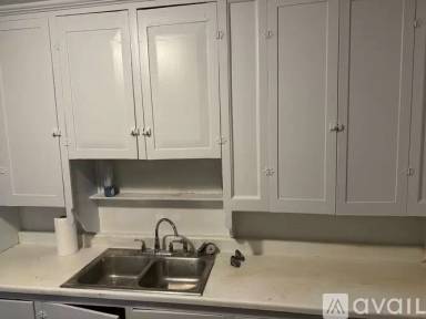 Main picture of 103 1st St NE