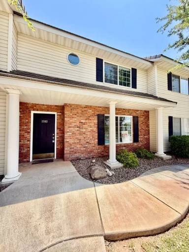 Main picture of Lexington Townhomes
