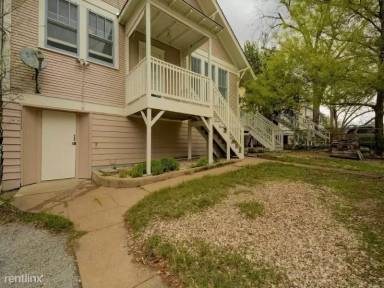 Main picture of 601 Bellevue Pl