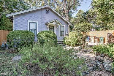 Main picture of 211 Lessin Ln