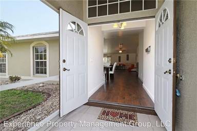 Main picture of 216 SE 25th Ter