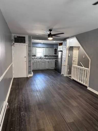 Main picture of 4731 Meridian St