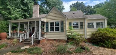 Main picture of 1126 Parish St