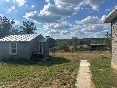 Main picture of 271 Fairview Rd