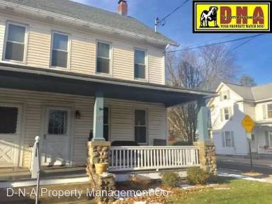 Main picture of 103 Broad St
