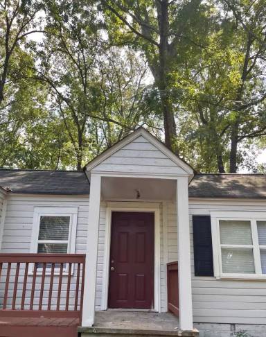 Main picture of 919 South Ave