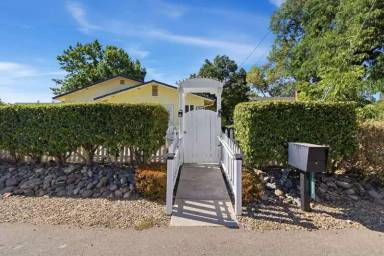 Main picture of 7852 Watson Way