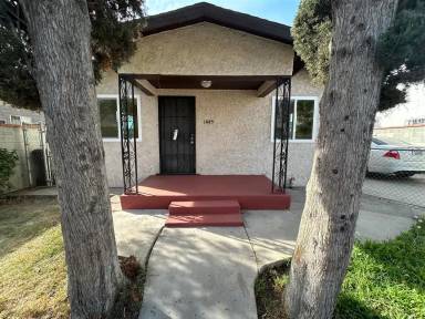 Main picture of 1443-45 S Sydney Dr