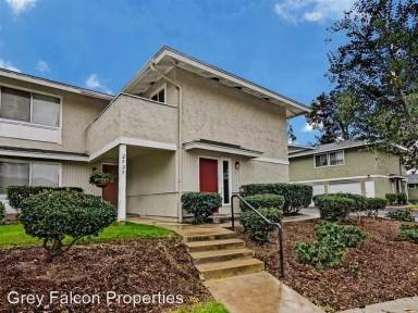 Main picture of 2525 White Oak Pl