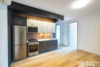 Main picture of 26 Sherman Ave