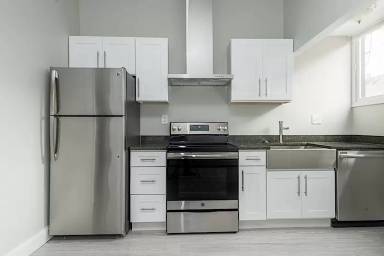 Main picture of 143 Columbia St