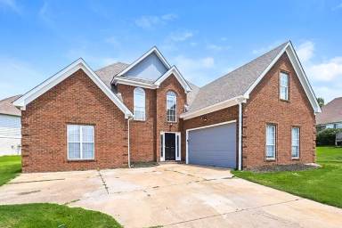 Main picture of 5546 Lake Front Dr