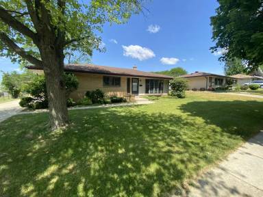 Main picture of 5231 Millbank Rd