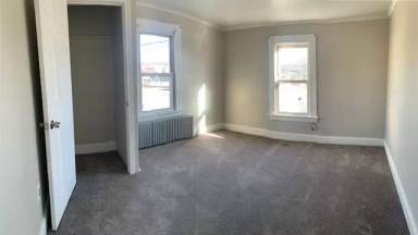 Main picture of 555 Main St