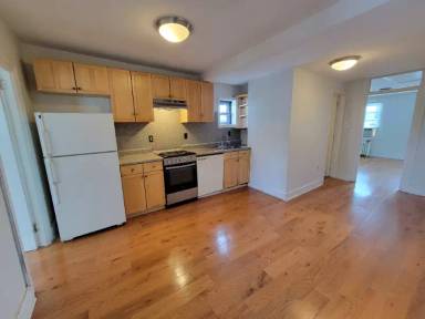 Main picture of 407 South St