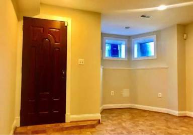 Main picture of 651 G St SE