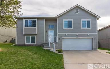 Main picture of 1008 S 27th St