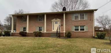 Main picture of 1809 Sundale Rd
