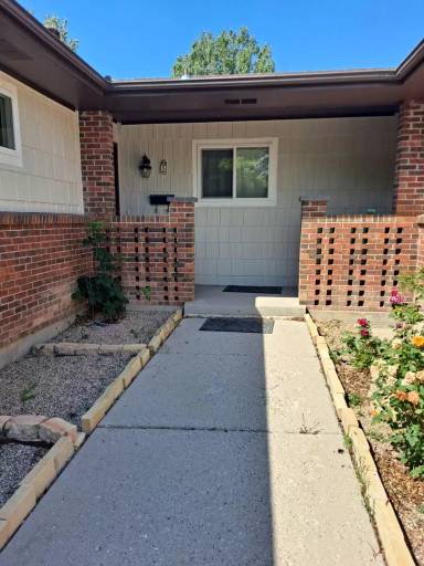 Main picture of 5 Dante Ct