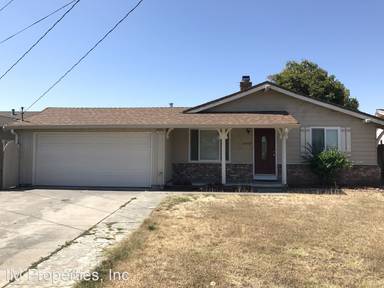 Main picture of 24765 Calaroga Ave