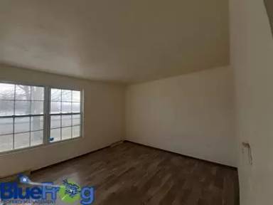 Main picture of 1000 Plank Road