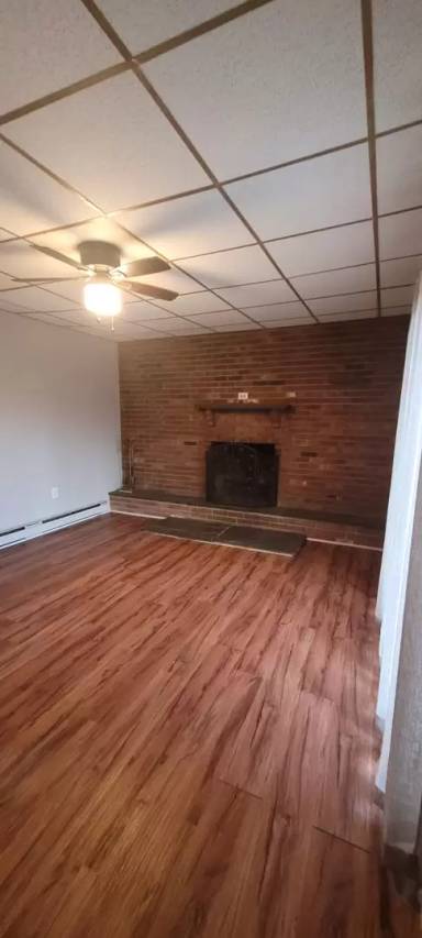 Main picture of 422 Maple St